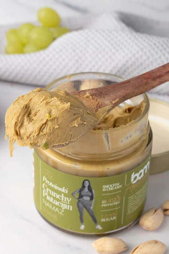 Crema proteica croccante al pistacchio con dolcificante